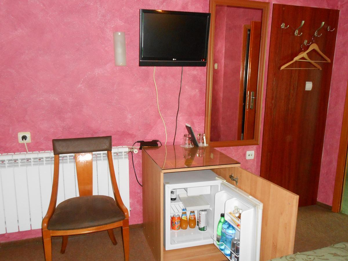 Hotel Kapri Yambol Exteriér fotografie
